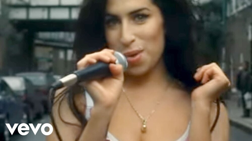 скачать клип Amy Winehouse - Fuck Me Pumps