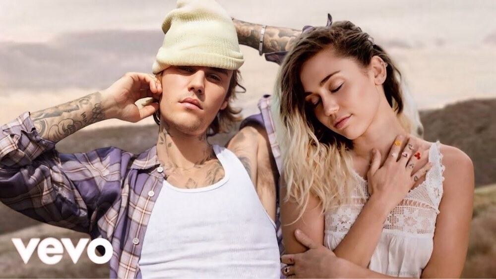 скачать клип Miley Cyrus - Heaven
