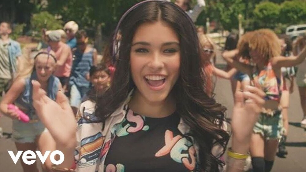 скачать клип Madison Beer - Melodies