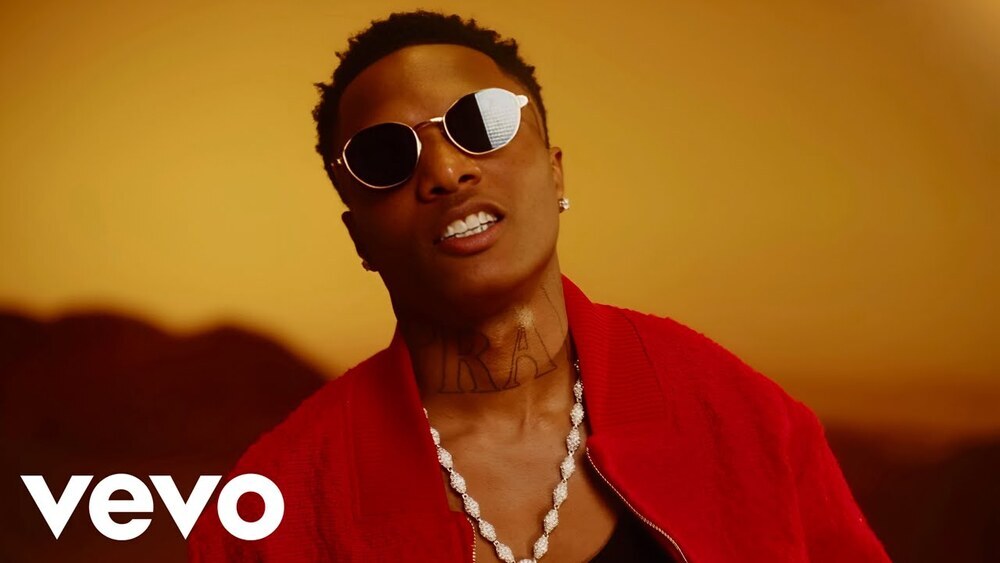 скачать клип Wizkid, Chris Brown, Ayra Starr - You