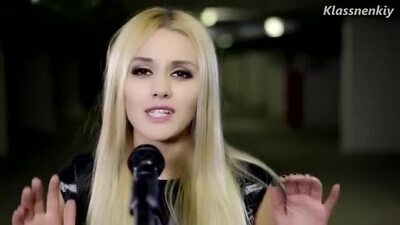 Скачать клип