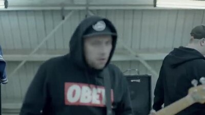 Скачать клип