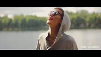 Скачать клип
