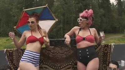 Скачать клип