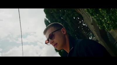 Скачать клип