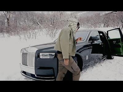 Скачать клип