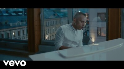 Скачать клип
