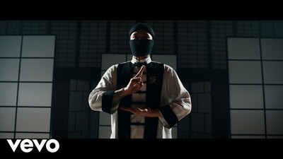 Скачать клип