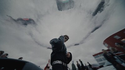 Скачать клип