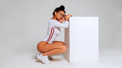 Скачать клип